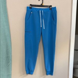 FIGS Technical Collection Bundle 4 Pants Medium  & 3 Tops Small